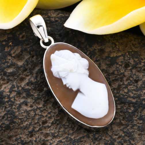 Cameo Pendant in Sterling Silver