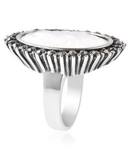 Mother of Pearl, Swiss Marcasite Flower Ring in Stainless Steel (Size 6.0) 3.00 ctw