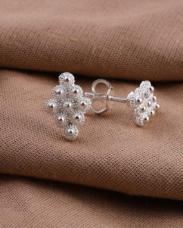 Sterling Silver Flower Stud Earrings 2.50 Grams